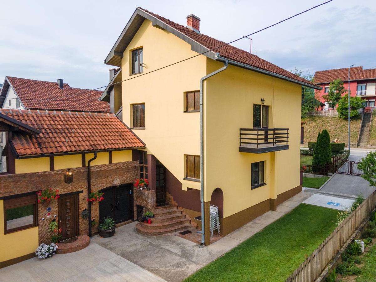 Brick Apartment Bajina Basta Buitenkant foto